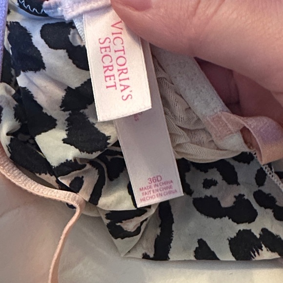 Victoria's Secret Pink Leopard Chemise with Shimmering Pink  Lace - Picture 11 of 11